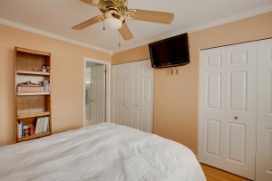 14572 Fairway Livonia MI 48154-Master Bedroom