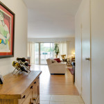 783 Skynob Ann Arbor MI 48105 002-Foyer